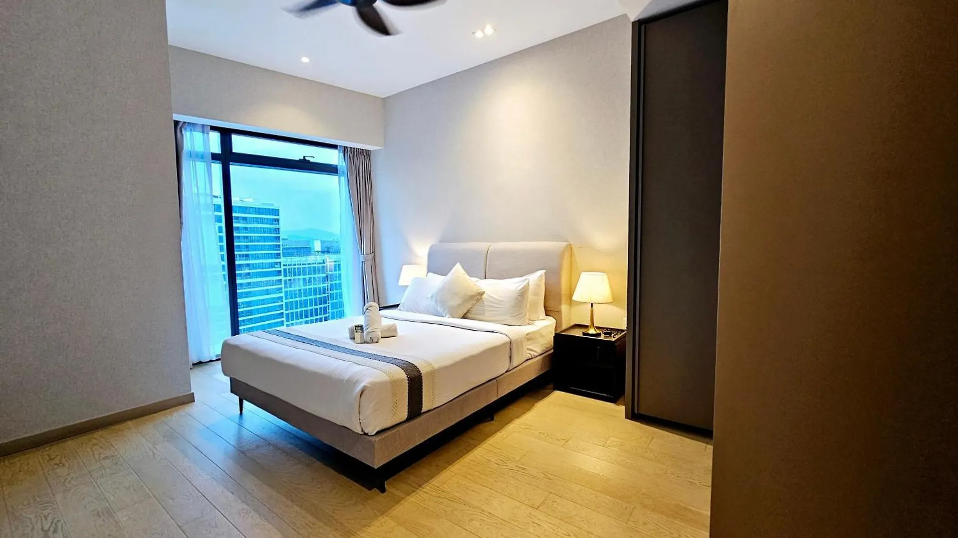 Crystal Service Suite At Eaton Klcc Κουάλα Λουμπούρ Μαλαισία