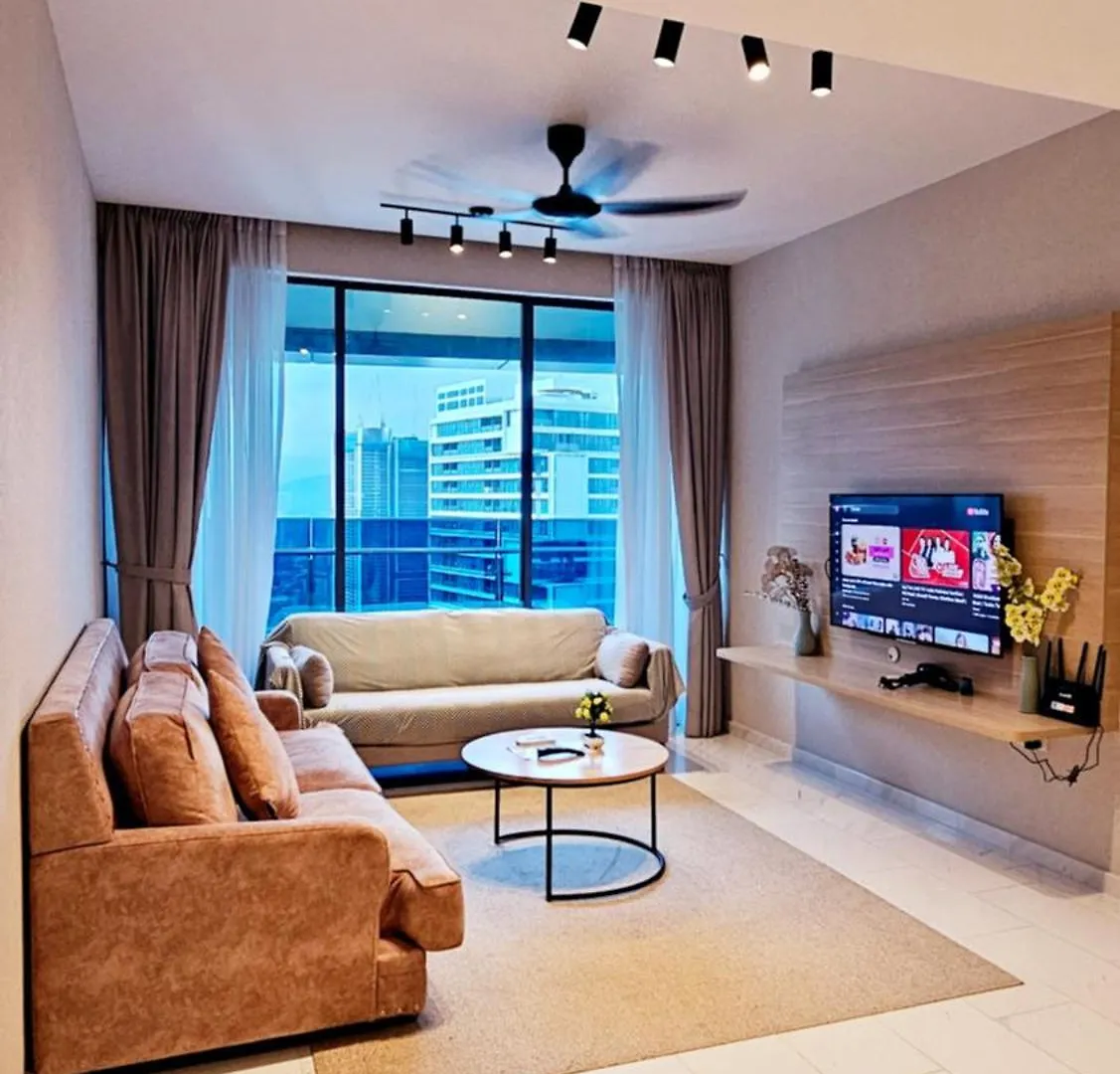 Crystal Service Suite At Eaton Klcc 쿠알라룸푸르 0*,
